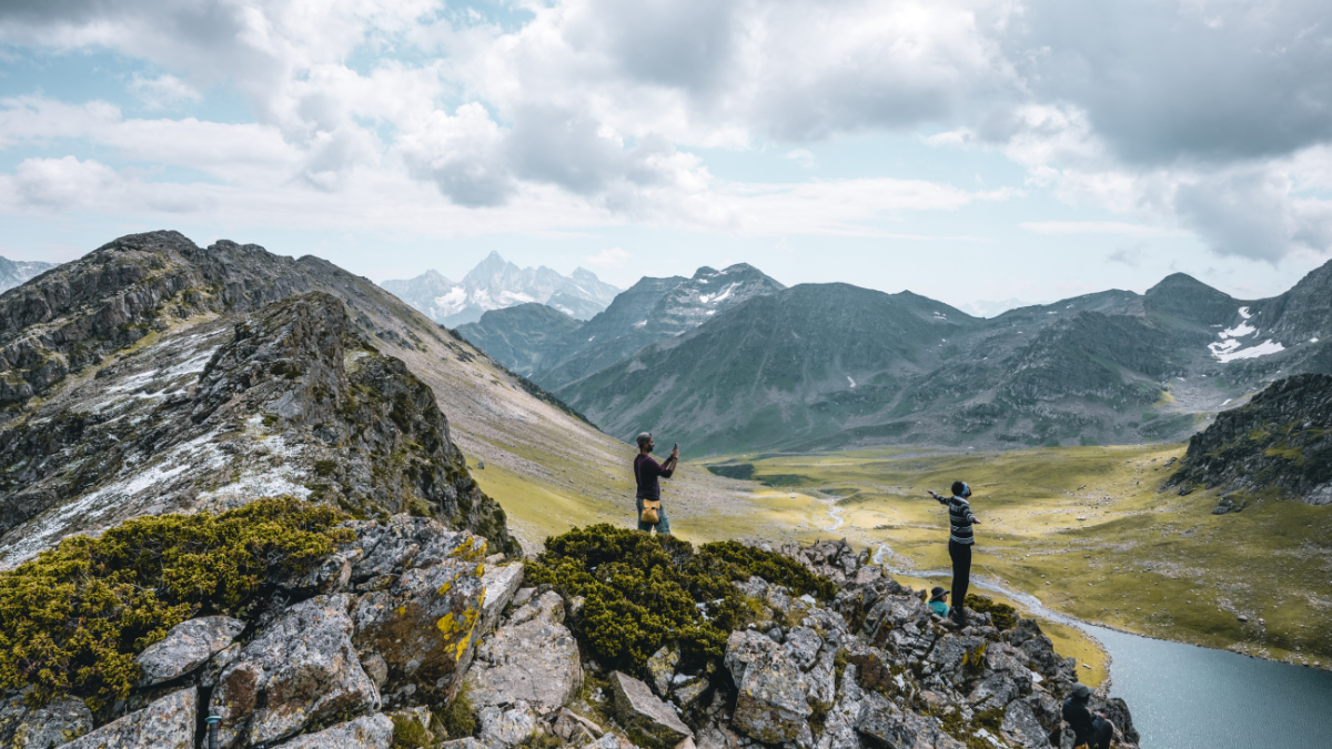 5 Easy Winter Hikes for All Levels