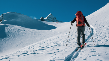 How to Stay Warm Without Overloading Your Backpack